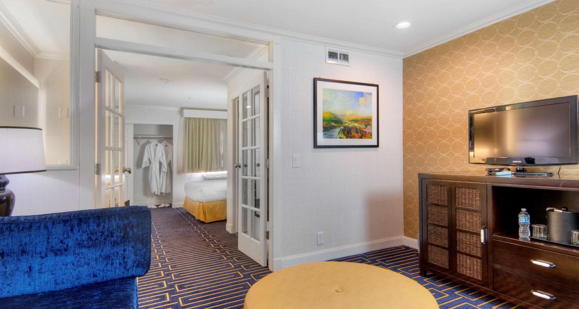 Western Palm Court Hotel Davis