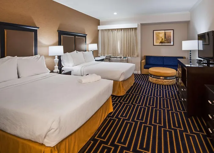 Best Western Plus Palm Court Hotel