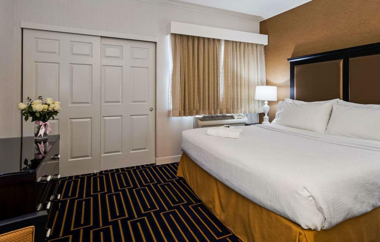 Western Palm Court 4* Davis