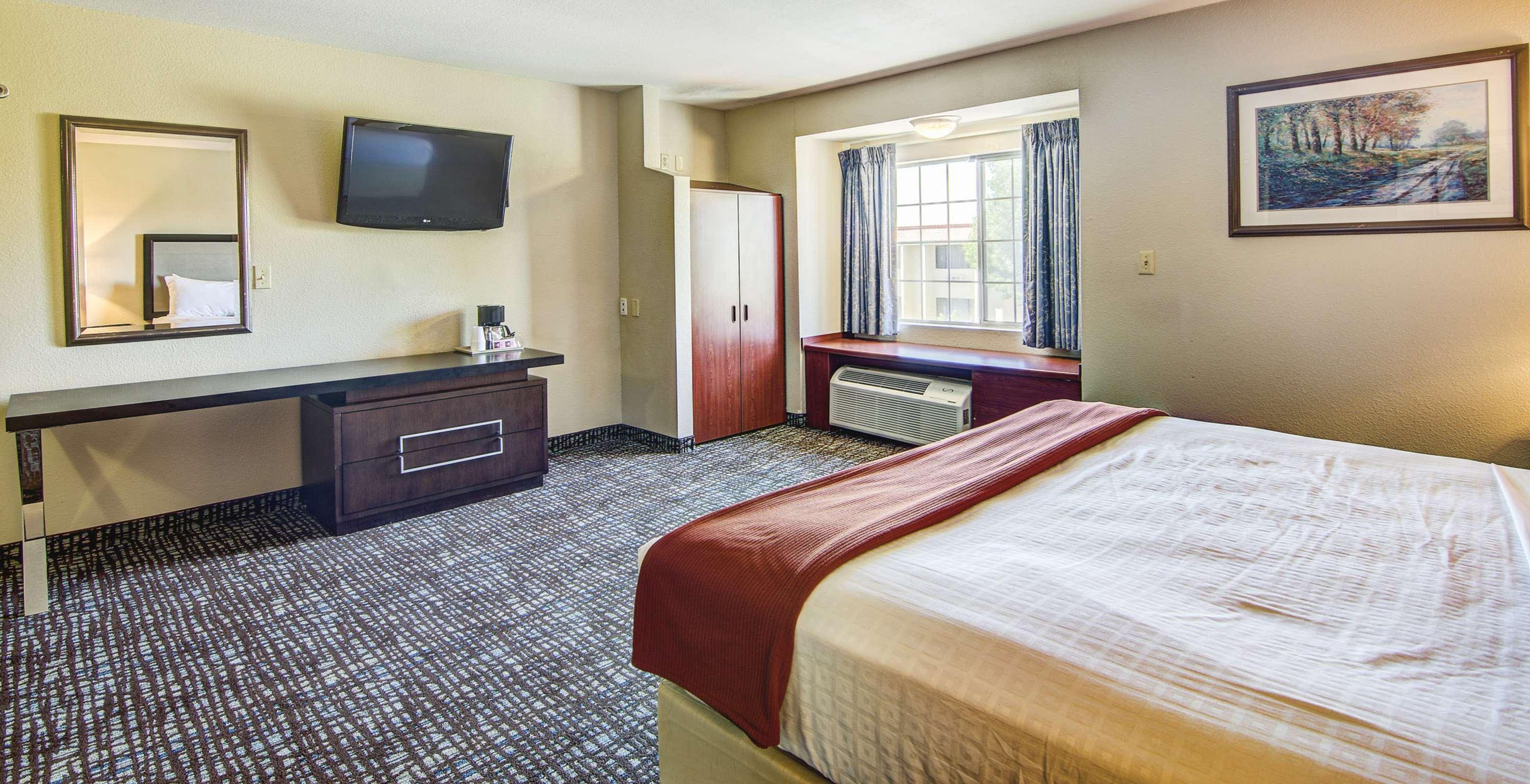 Western Palm Court 4* Davis