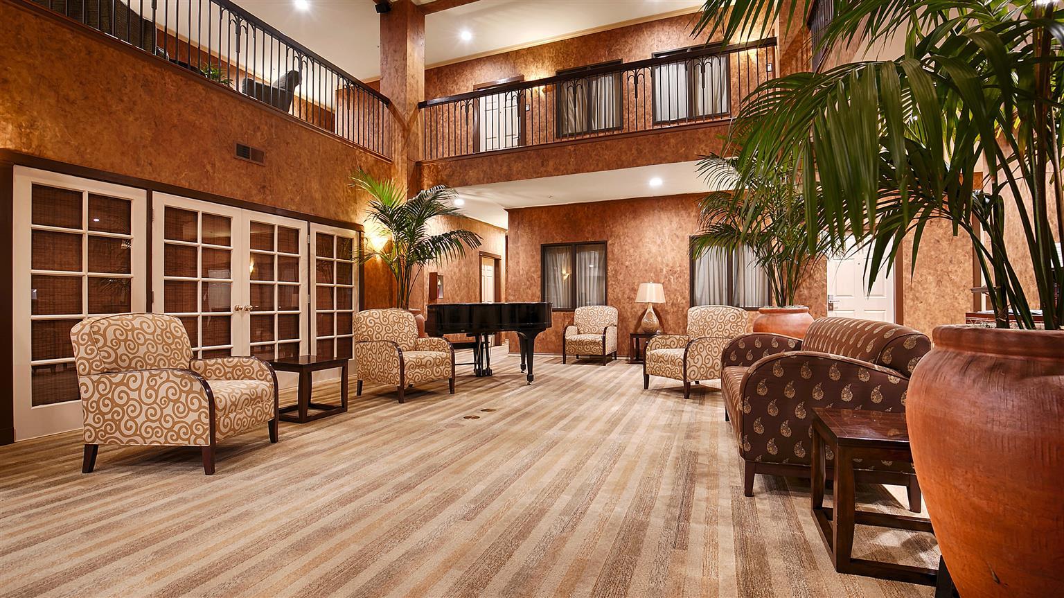 Western Palm Court