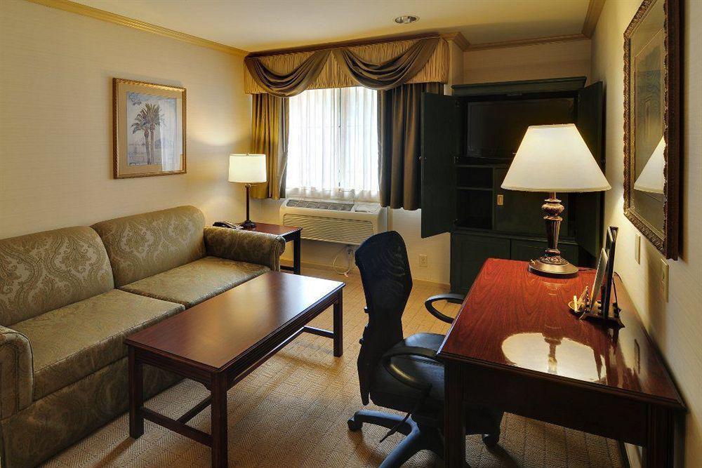 Hotel Western Palm Court